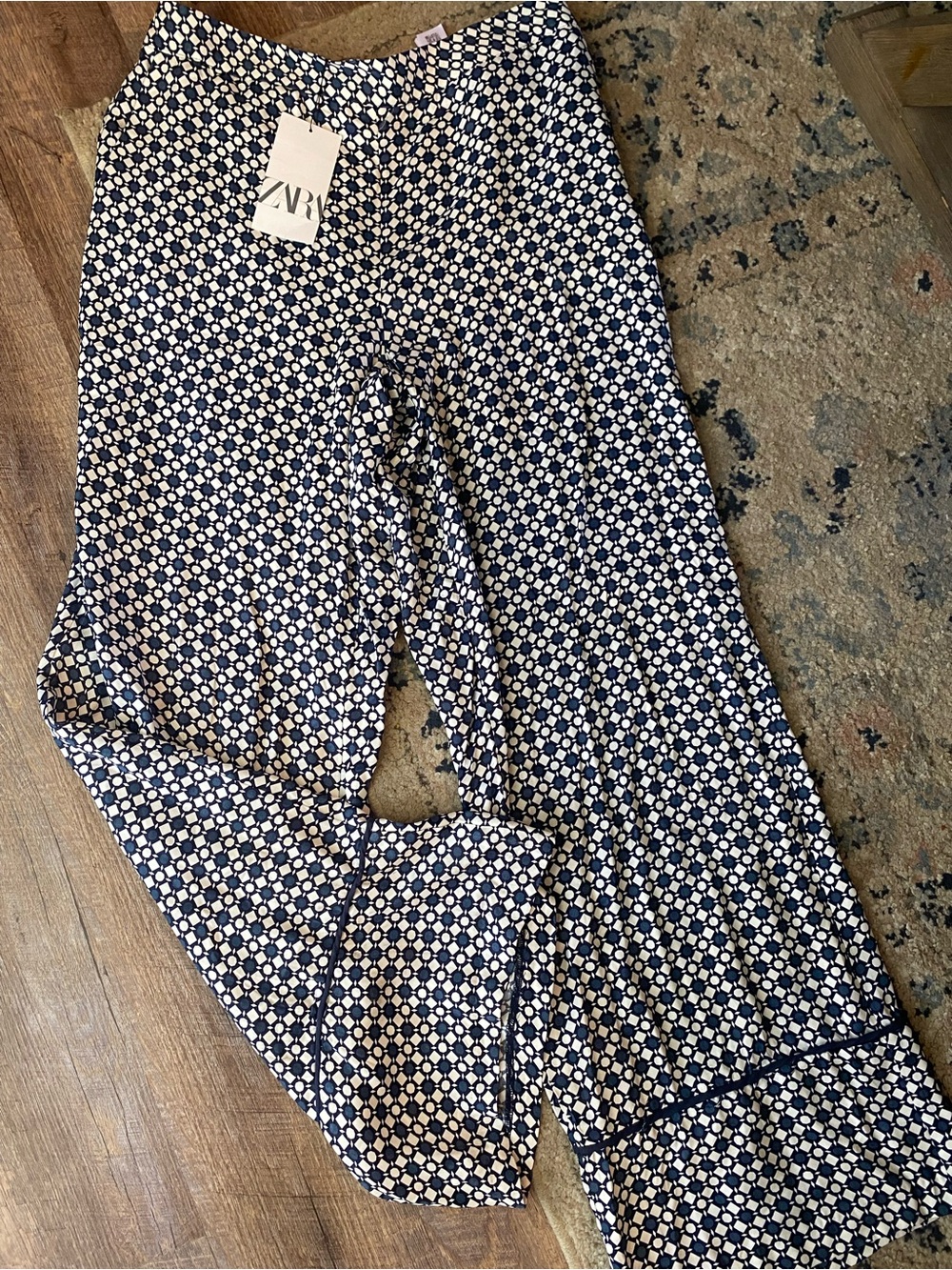 Zara NWT wide leg loose flowy geometric printed pants womens large navy blue